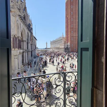 Bellevue Luxury Rooms - San Marco Luxury Venedig Exterior foto