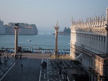 Bellevue Luxury - San Marco Luxury Alojamento de Acomodação e Pequeno-almoço Veneza